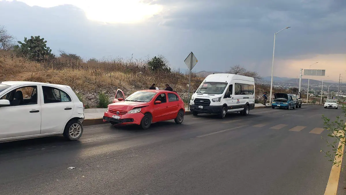 SJR POLI TODOS QUEDARON ATRAVESADOS